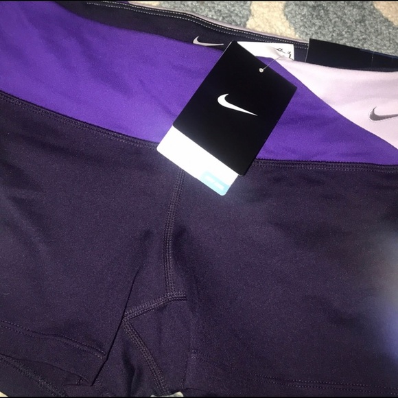 *****SOLD***** Nike Dri Fit Shorts ⚽️🎾🏈 - Picture 3 of 3